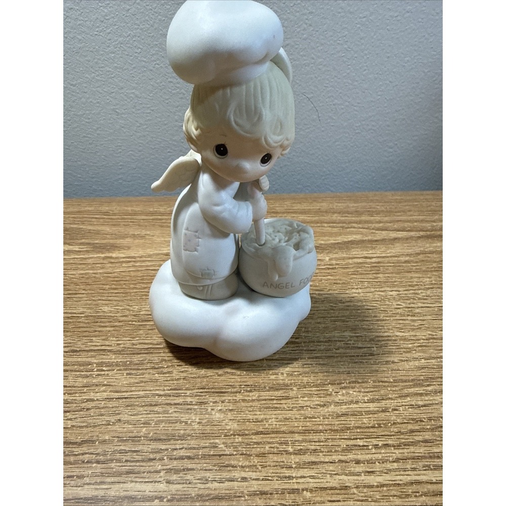 Precious Moments E9274 Taste And See That The Lord Is Good "Angel Food" Figurine